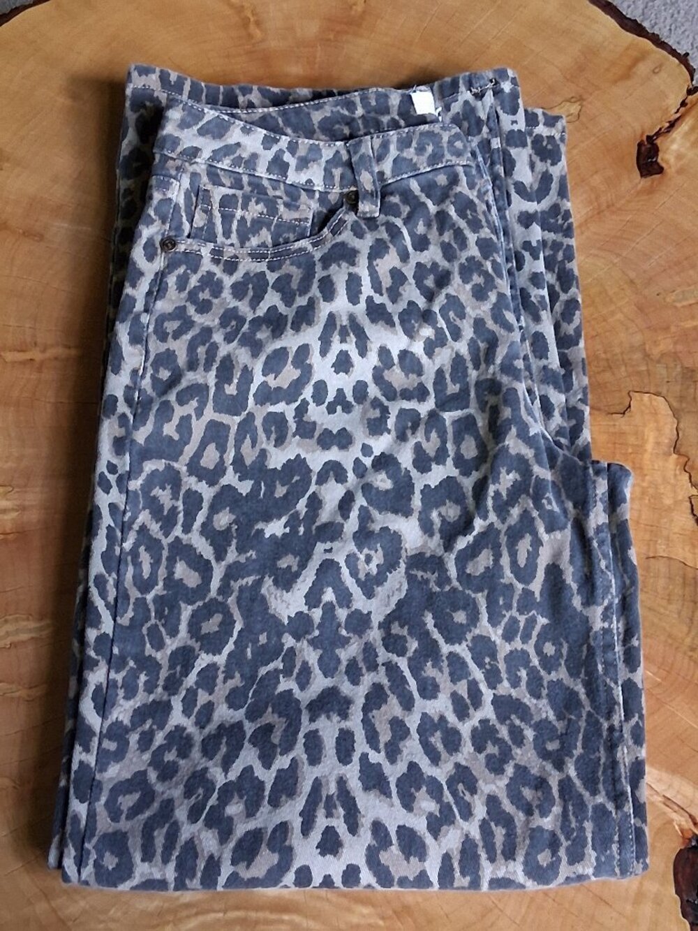 🐆 Cali 1850 Los Angeles Leopard Print Pants – Size 9